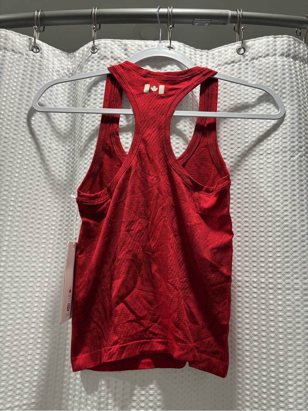 lululemon athletica Team Canada Swiftly Tank - Picture 4 of 4